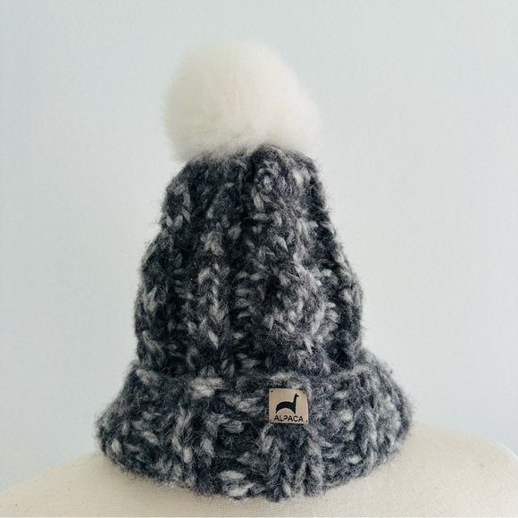 New Alpaca Beanie Hat Made In Peru One Size - Picture 4 of 4